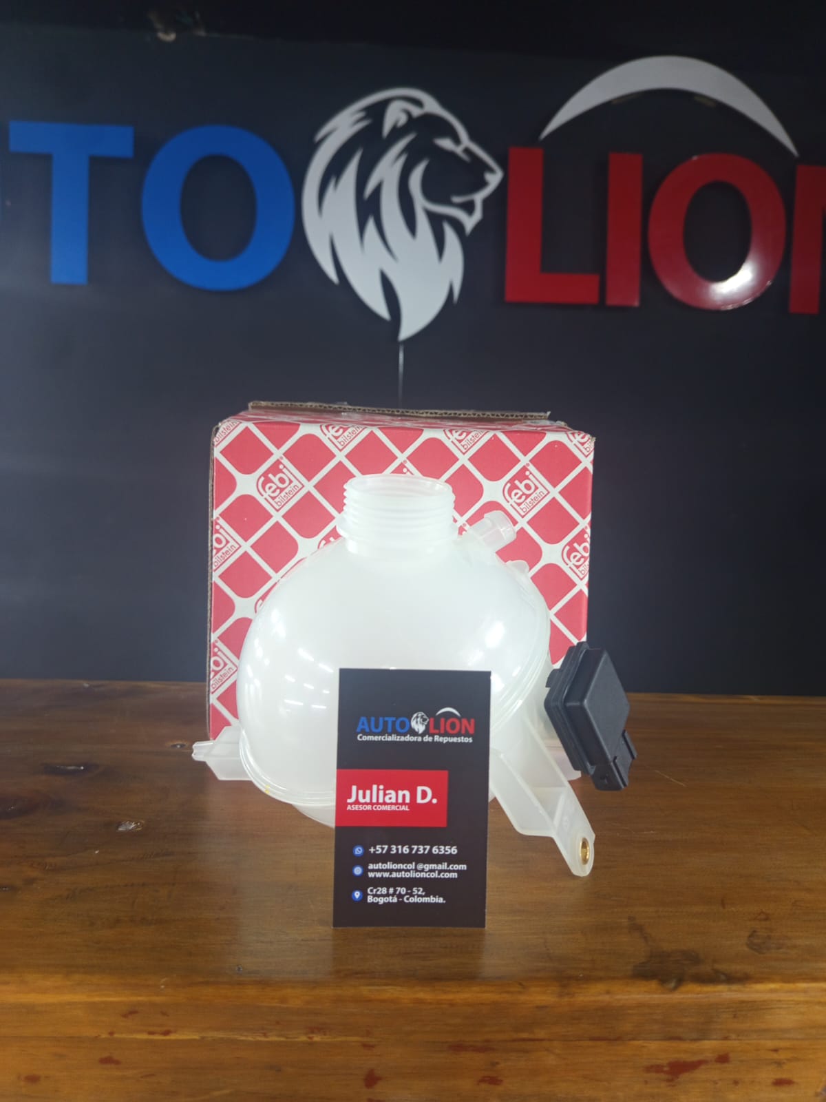 DEPOSITO REFRIGERANTE CON SENSOR SIN TAPA.