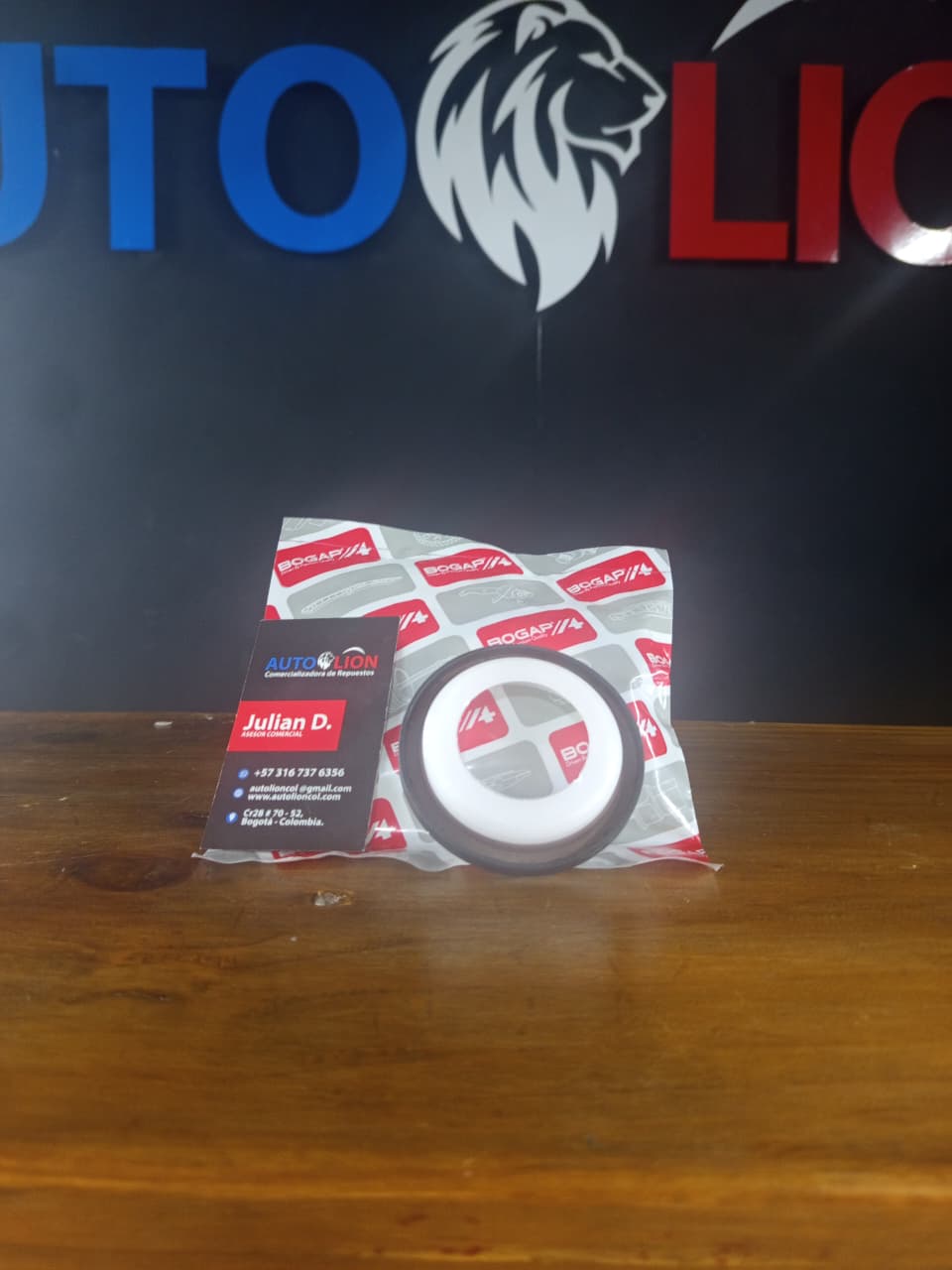 RETENEDOR  CIGUEÑAL LADO POLEA EP6 1.6