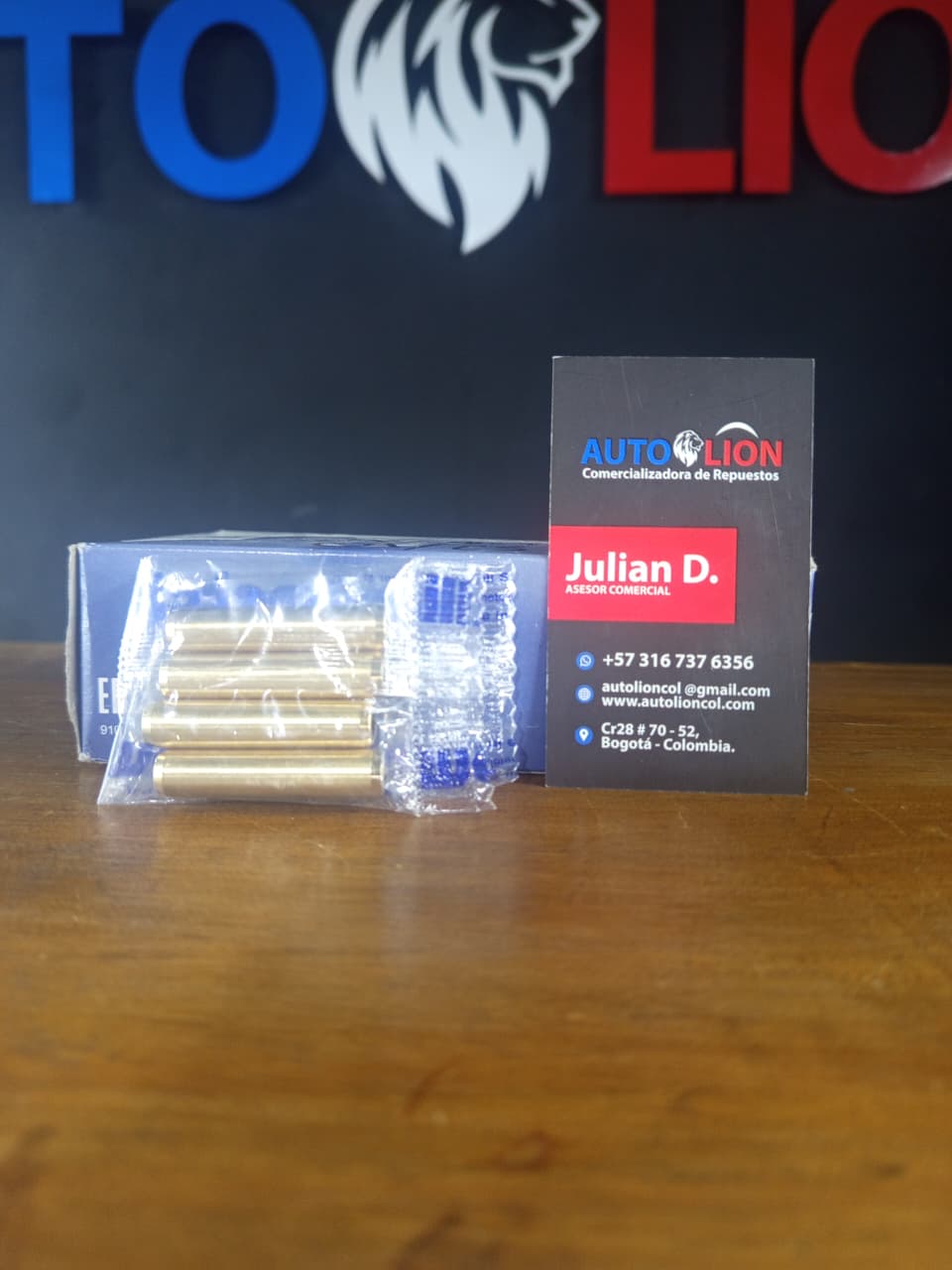 GUIAS DE VALVULAS ESCAPE EP6